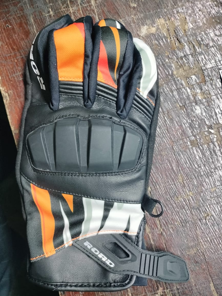 Aksesoris Sarung Tangan PT. Jinyu Kreasi Manufaktur